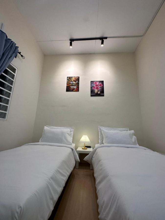 Ww Hostel 22A Private Shower George Town Extérieur photo