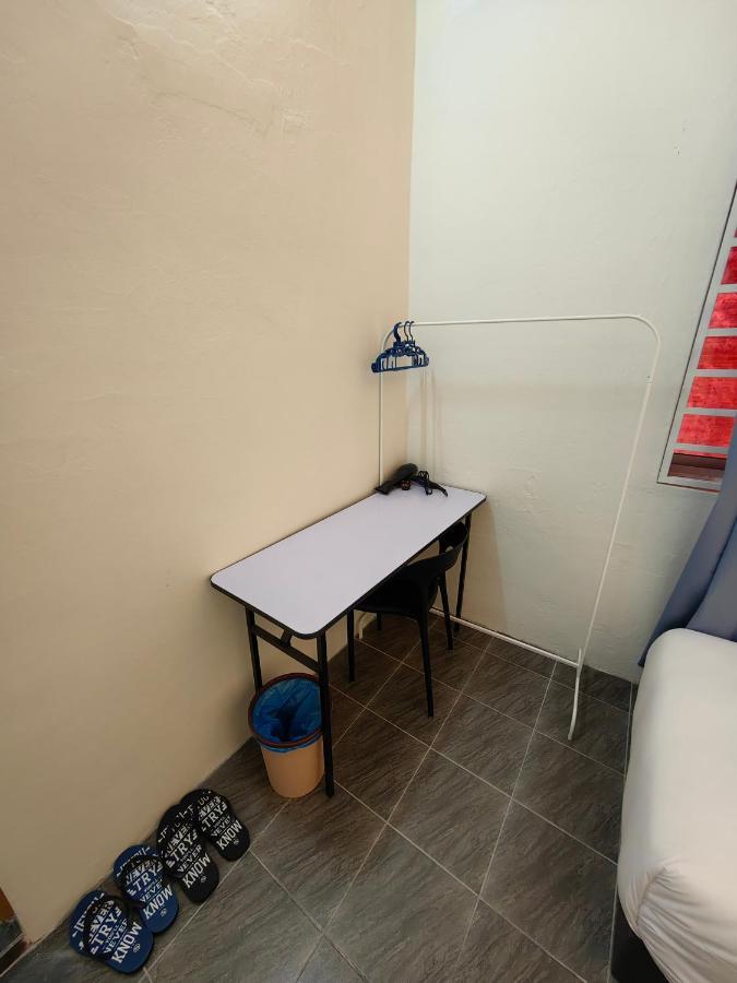 Ww Hostel 22A Private Shower George Town Extérieur photo