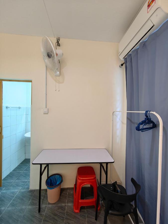 Ww Hostel 22A Private Shower George Town Extérieur photo